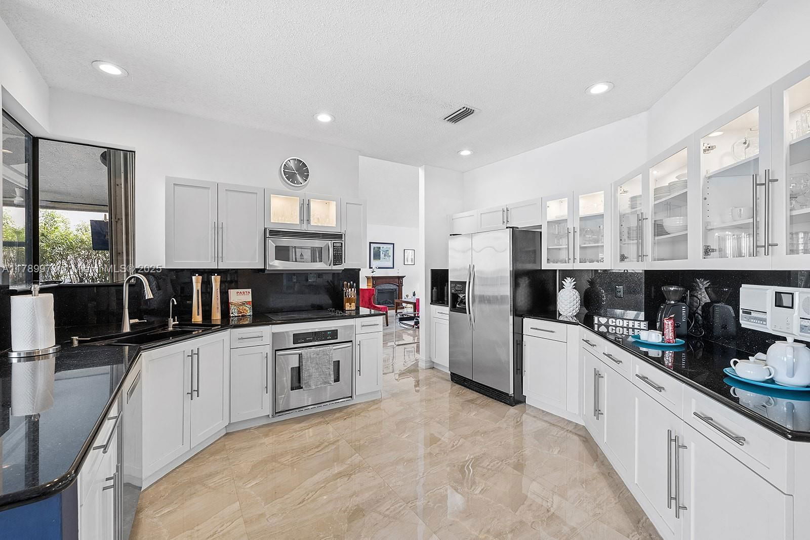 Real estate property located at 1206 180th Ave, Broward, Silver Lakes At Pembroke, Pembroke Pines, FL