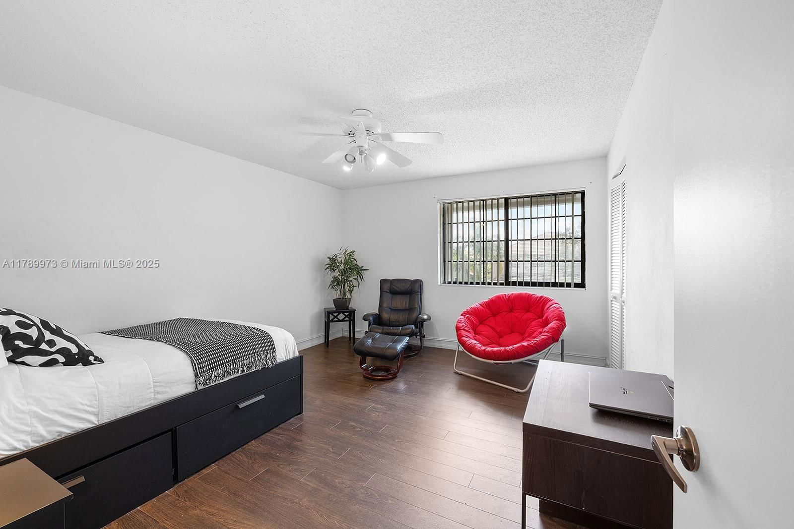 Real estate property located at 1206 180th Ave, Broward, Silver Lakes At Pembroke, Pembroke Pines, FL