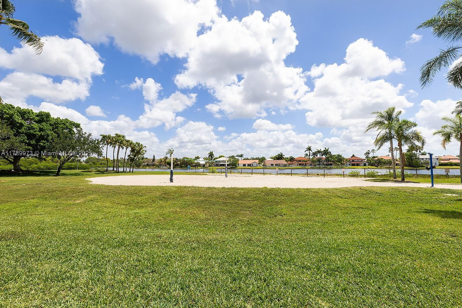 Real estate property located at 1206 180th Ave, Broward, Silver Lakes At Pembroke, Pembroke Pines, FL
