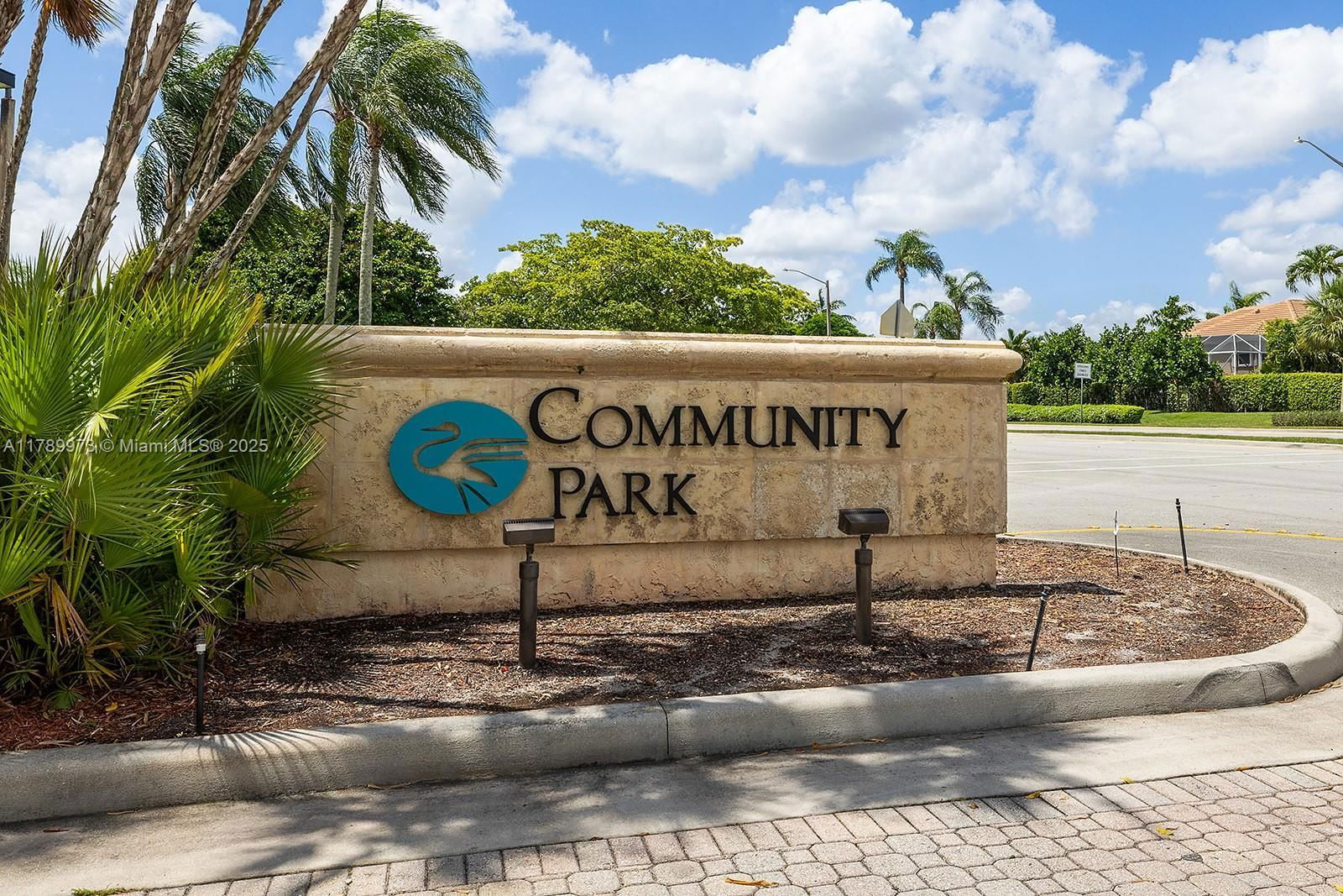 Real estate property located at 1206 180th Ave, Broward, Silver Lakes At Pembroke, Pembroke Pines, FL