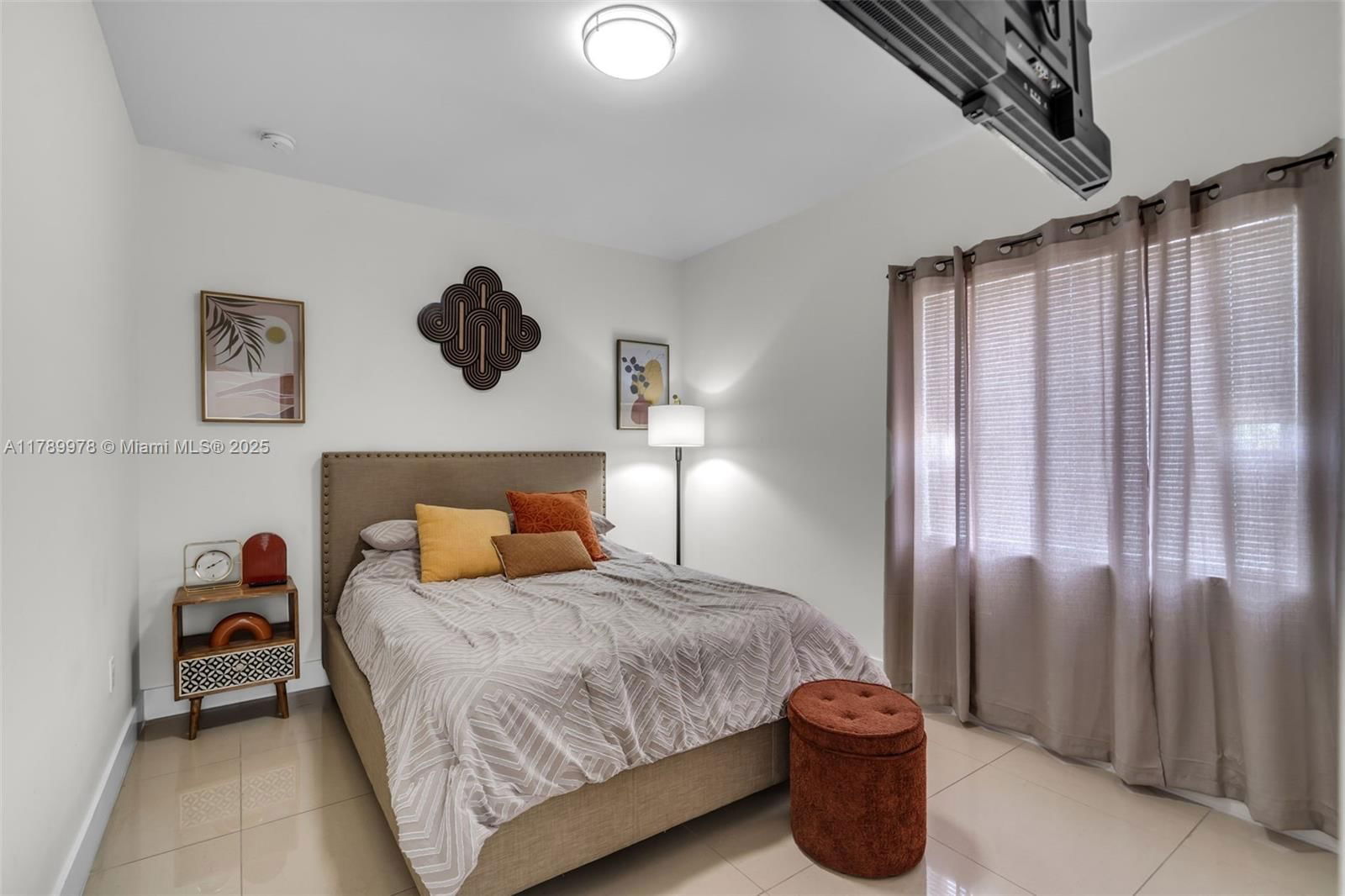 Real estate property located at 1426 74th St, Miami-dade, Comm Liberty City 2nd Sec, Miami, FL