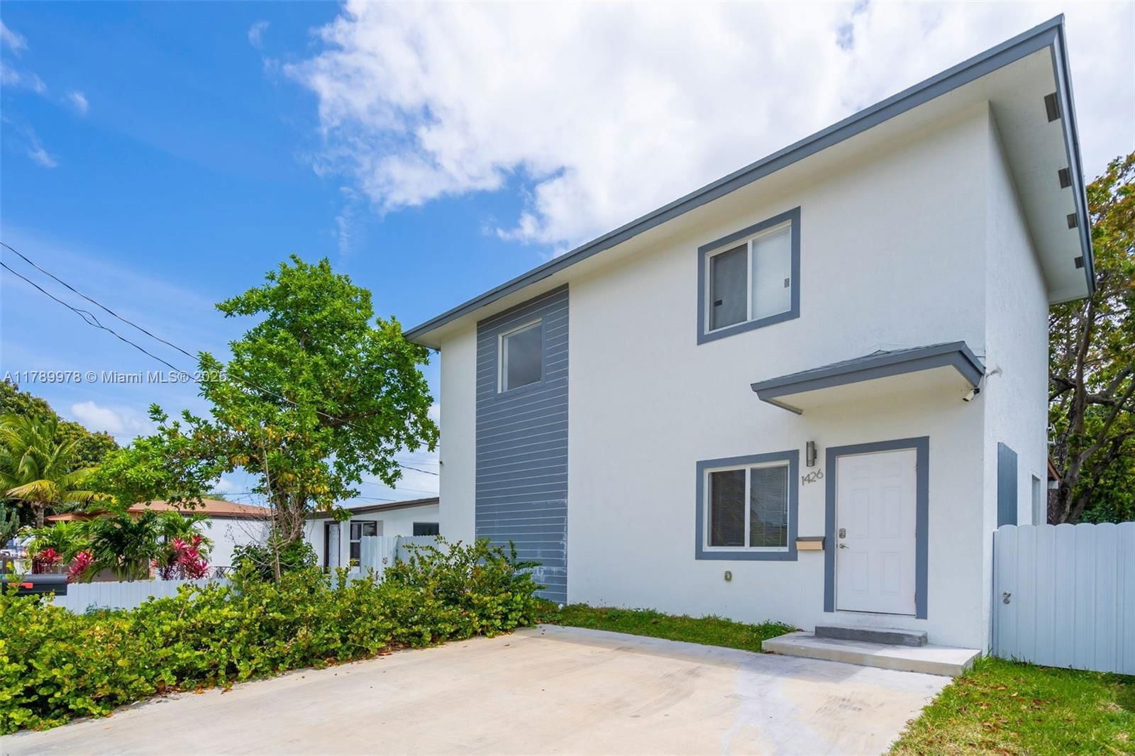 Real estate property located at 1426 74th St, Miami-dade, Comm Liberty City 2nd Sec, Miami, FL