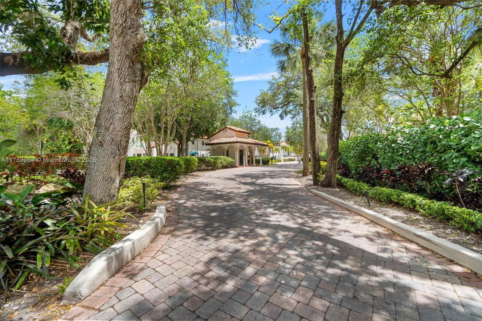 Real estate property located at 2924 Hidden Harbour Ct, Broward, Cape Fear, Dania Beach, FL