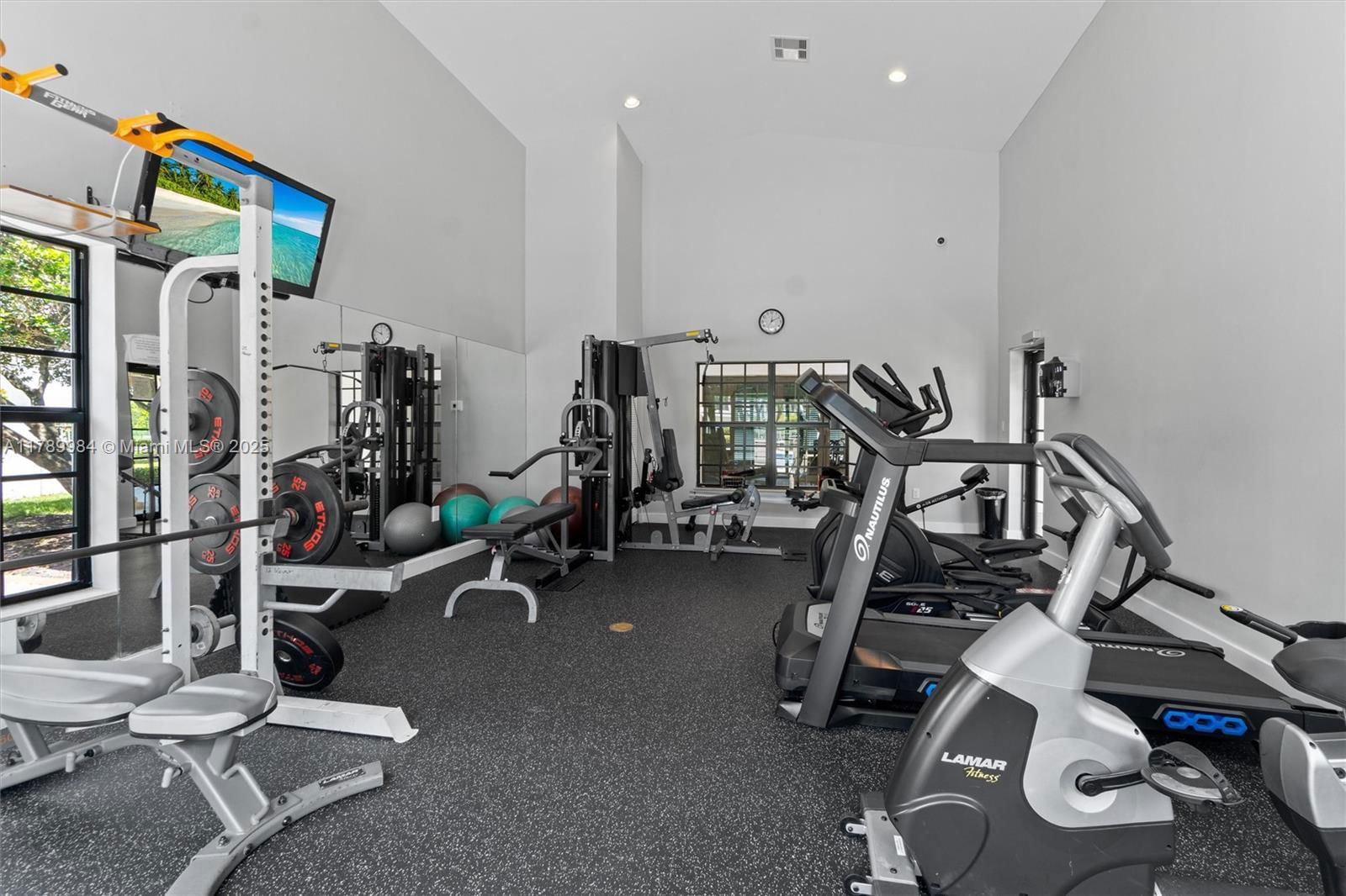 Real estate property located at 2924 Hidden Harbour Ct, Broward, Cape Fear, Dania Beach, FL