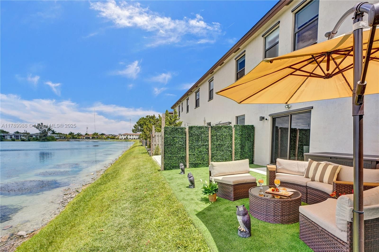 Real estate property located at 20540 5th Pl, Miami-dade, Via Ventura Neighborhood, Miami, FL
