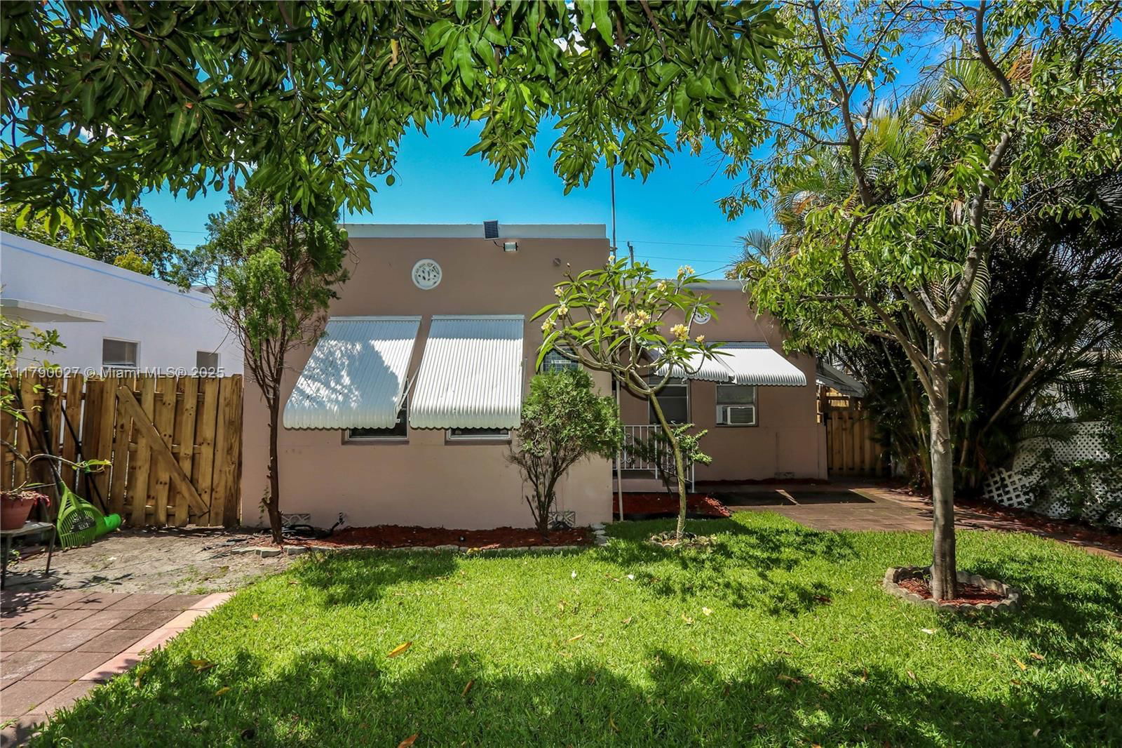 Real estate property located at 2020 Madison St, Broward, Hollywood, Hollywood, FL