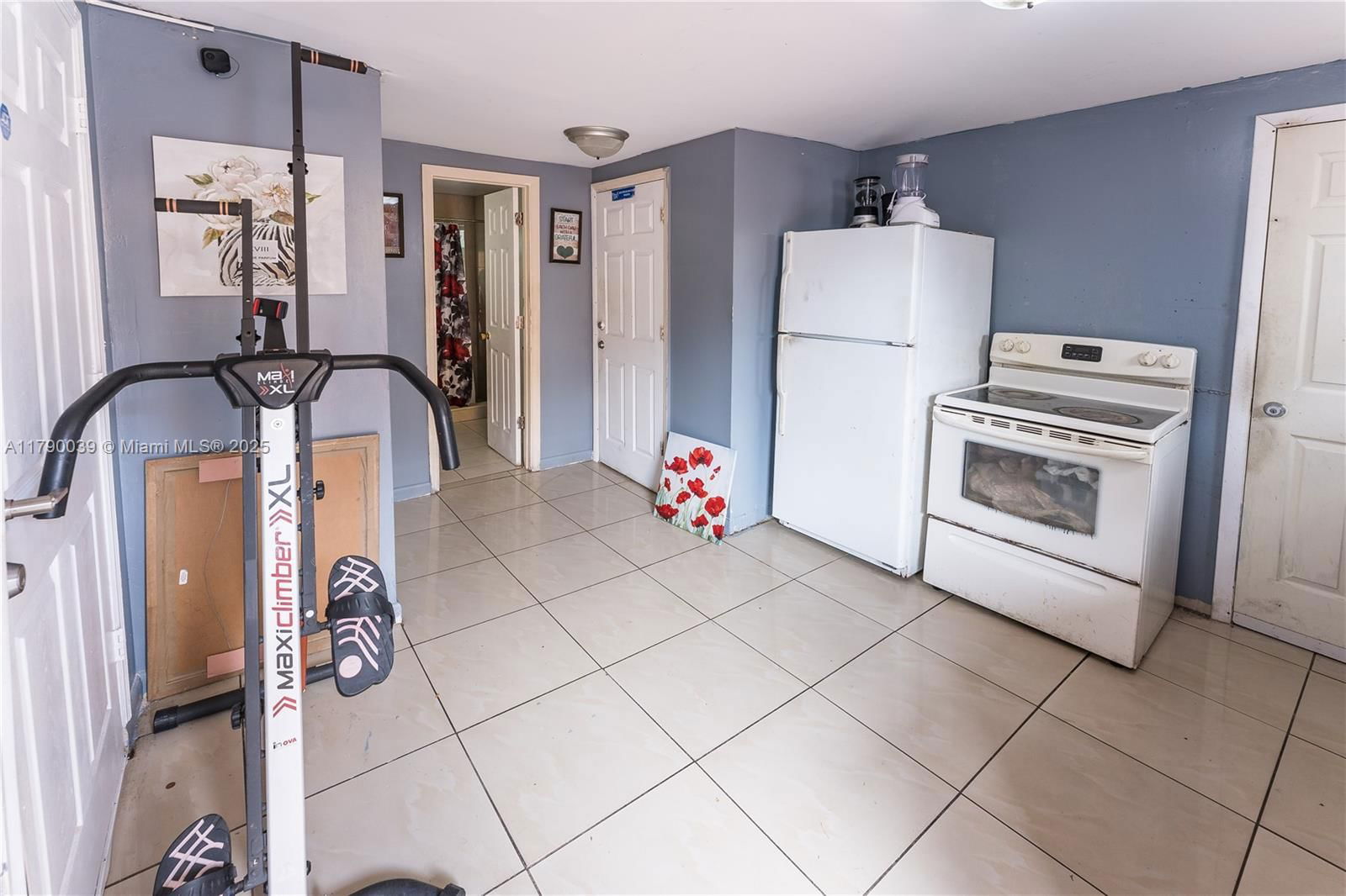 Real estate property located at 10040 8th Ave, Miami-dade, West Biscayne, Miami, FL