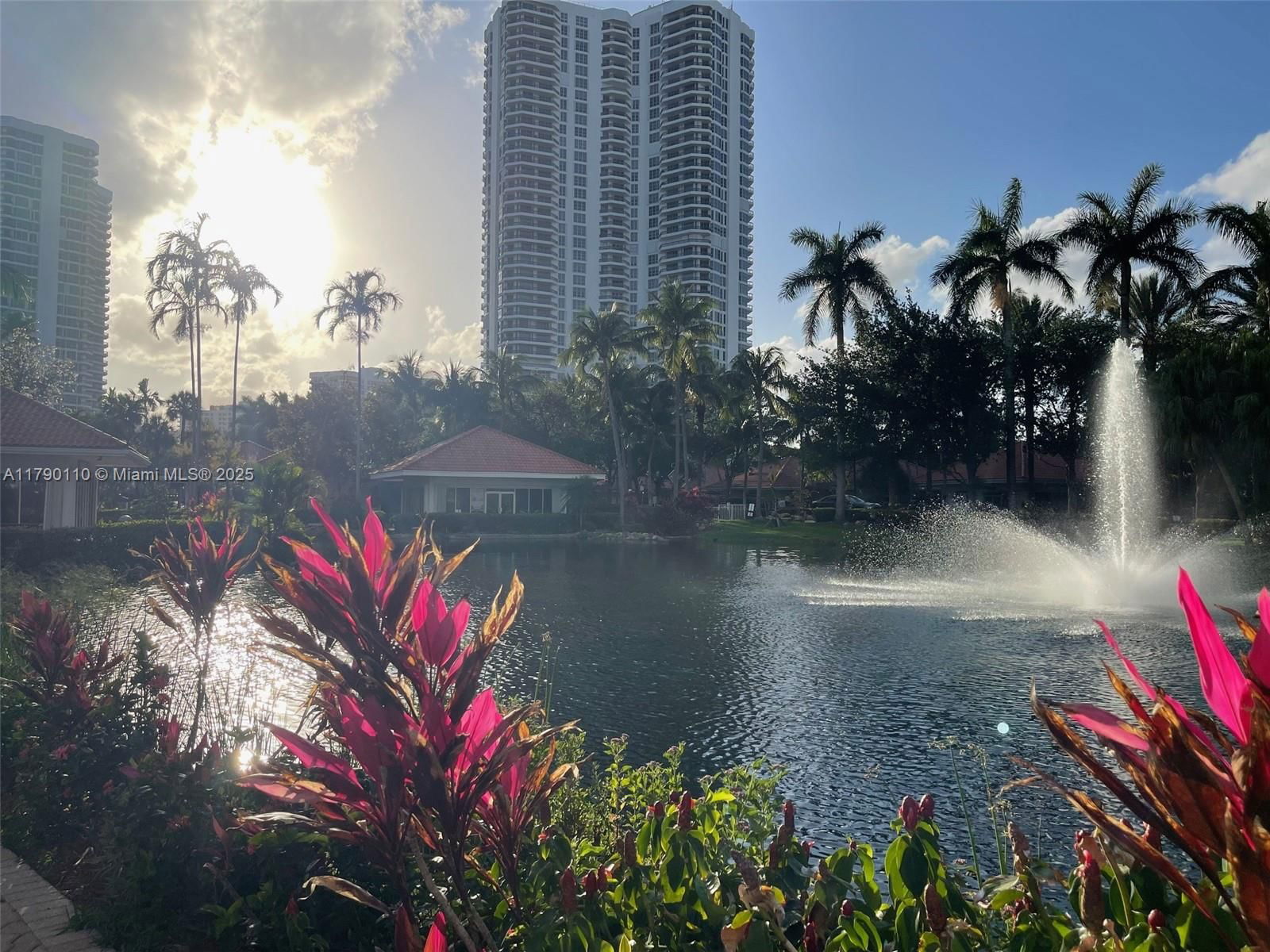 Real estate property located at 19101 36th Ct #1110, Miami-dade, Mystic Pointe Condo No Th, Aventura, FL