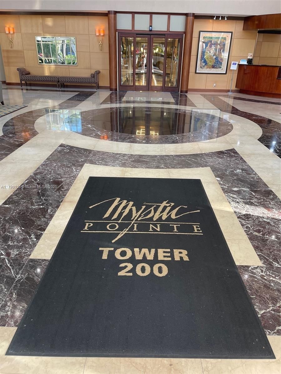 Real estate property located at 19101 36th Ct #1110, Miami-dade, Mystic Pointe Condo No Th, Aventura, FL