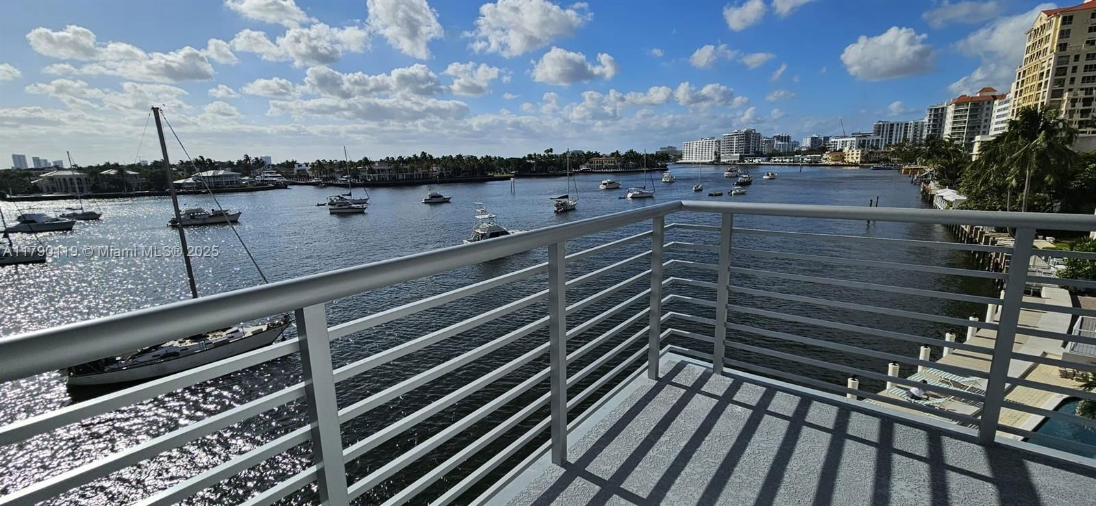 Real estate property located at 9 Birch Rd #405, Broward, Harbor House East Inc Con, Fort Lauderdale, FL