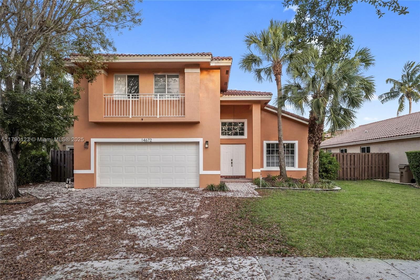 Real estate property located at 14672 Vista Luna Dr, Broward, Grove Commercial Center, Davie, FL