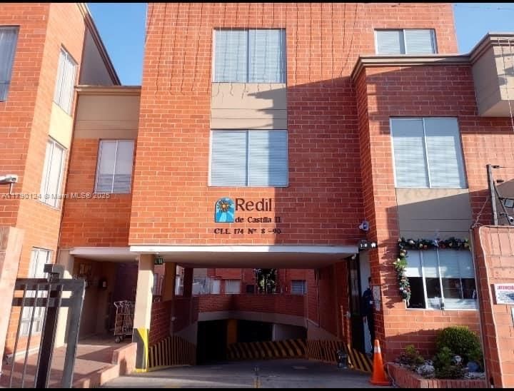 Real estate property located at Calle 174 8-90, Other, El Redil De Castilla Ii, Bogota, FL, CO