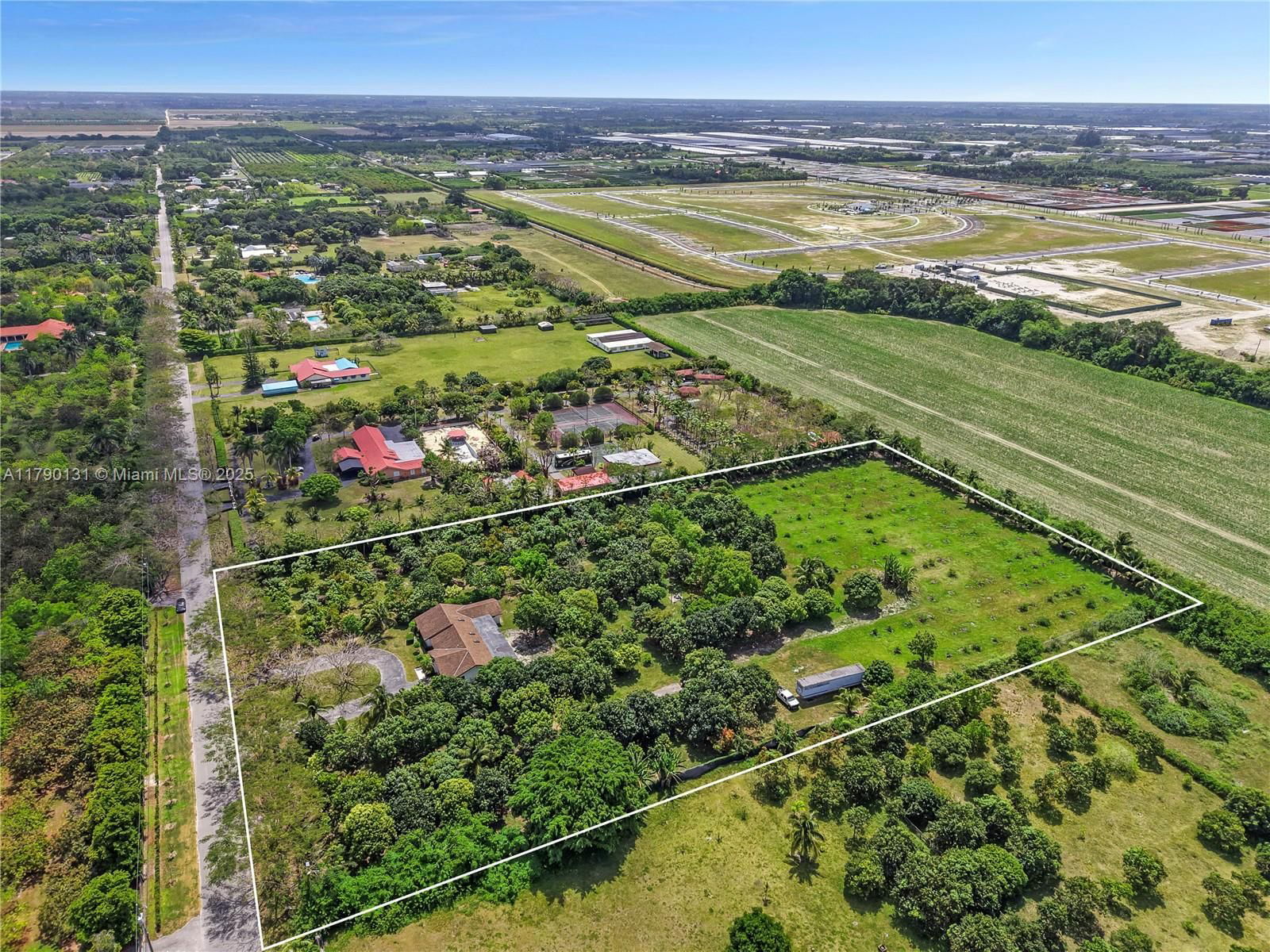 Real estate property located at 17450 192nd St, Miami-dade, Un-subdivided, Miami, FL