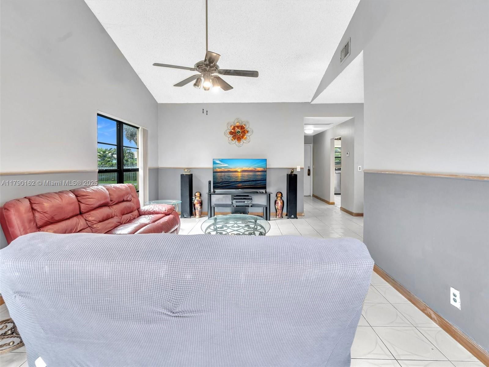Real estate property located at 9401 14th Ct #224, Broward, Westview Condominium No F, Pembroke Pines, FL