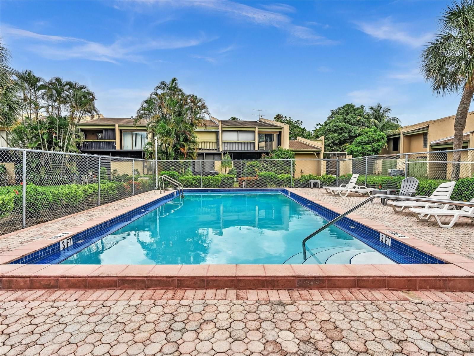 Real estate property located at 9401 14th Ct #224, Broward, Westview Condominium No F, Pembroke Pines, FL