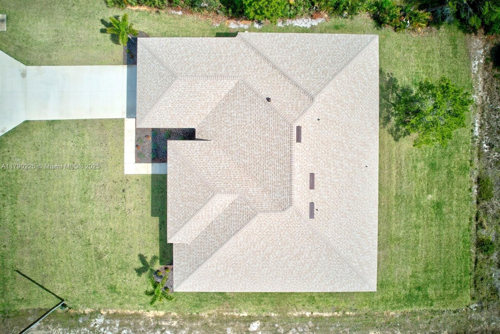 Real estate property located at 5224 Columbus Blvd, Highlands, Sun N Lakes Of Sebring.gol, Sebring, FL