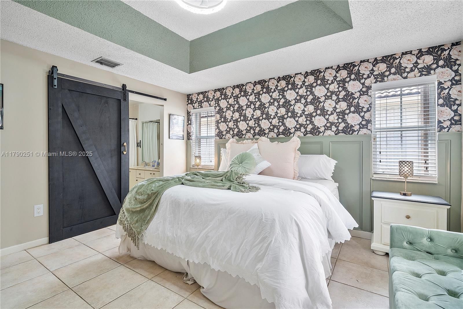 Real estate property located at 13995 Cypress Cove Cir, Broward, West Park-west Parcel, Davie, FL