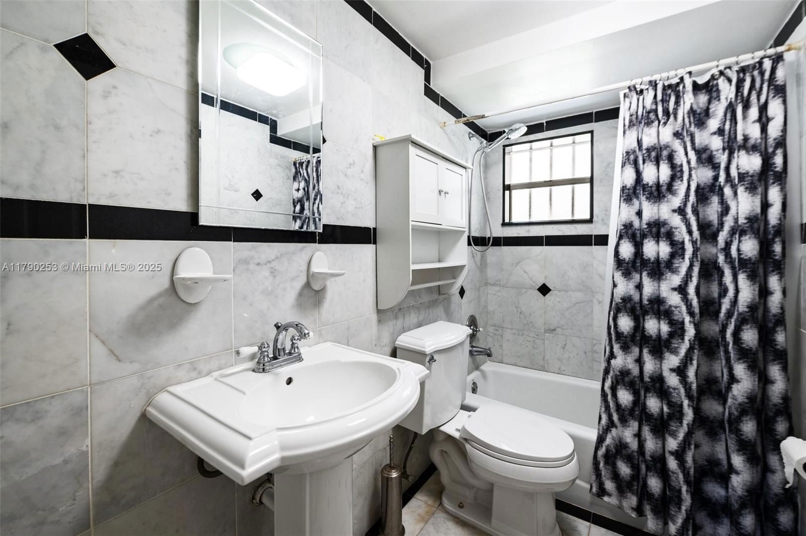 Real estate property located at 5731 Simms St, Broward, Playland Estates Sec 2, Hollywood, FL