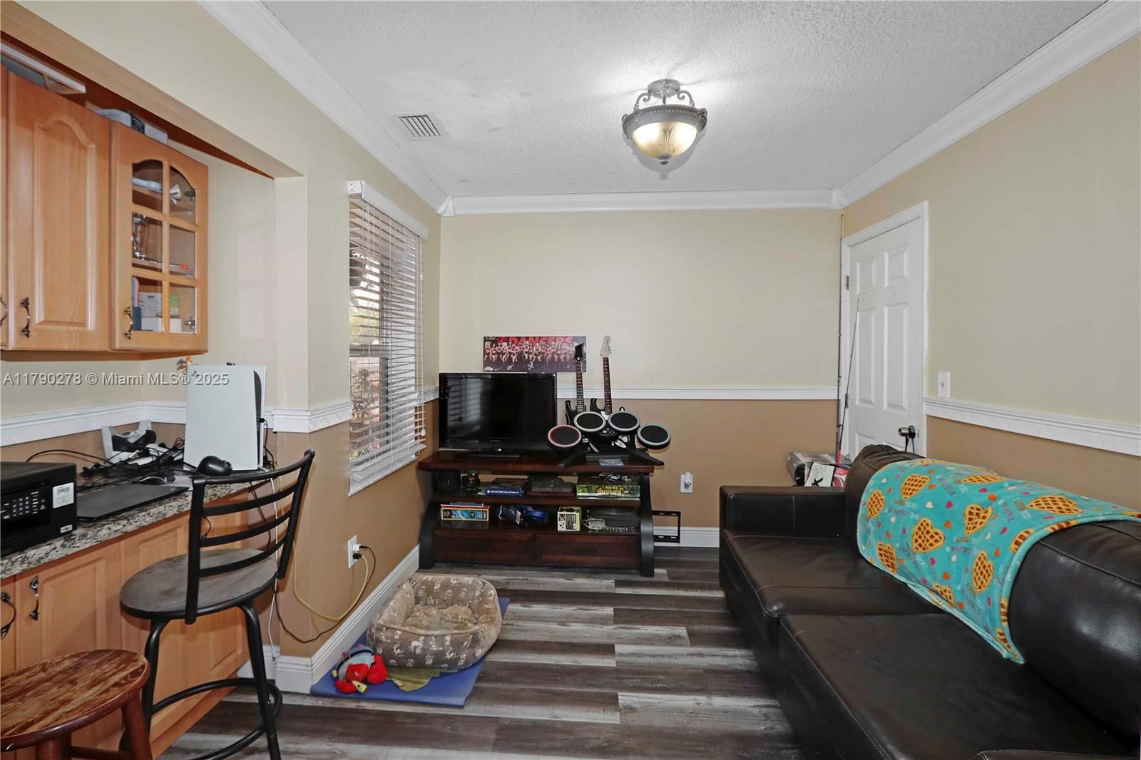 Real estate property located at 11879 208th Ter, Miami-dade, Strawberry Field Sub, Miami, FL