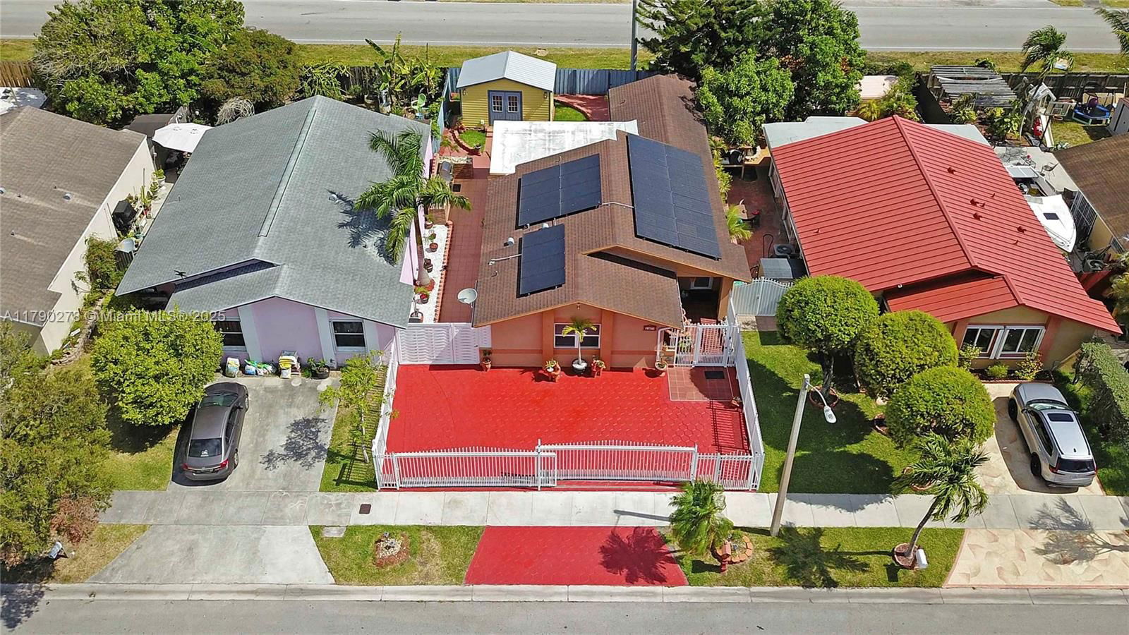 Real estate property located at 11879 208th Ter, Miami-dade, Strawberry Field Sub, Miami, FL