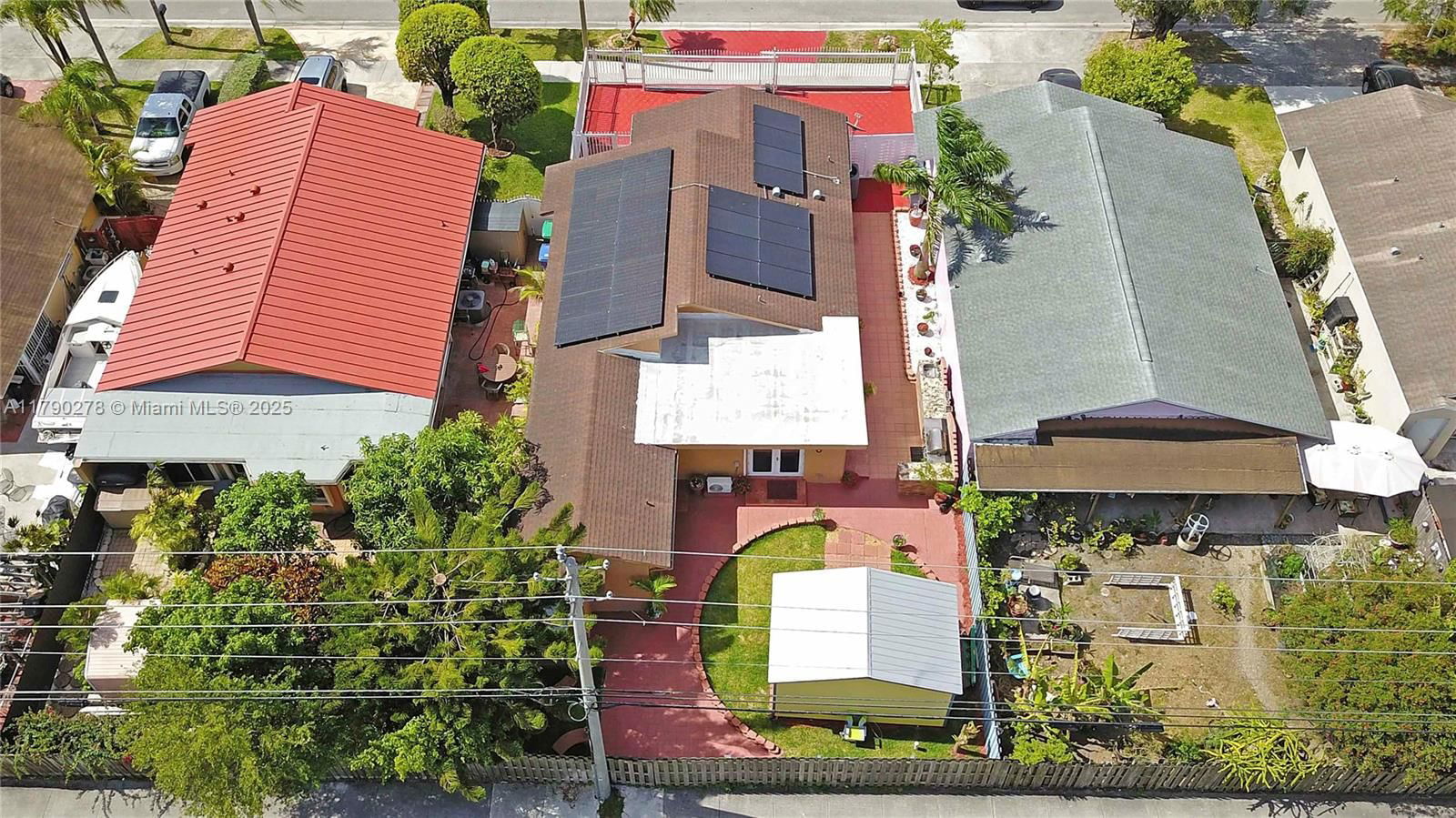 Real estate property located at 11879 208th Ter, Miami-dade, Strawberry Field Sub, Miami, FL