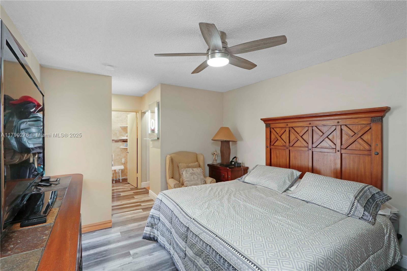 Real estate property located at 11879 208th Ter, Miami-dade, Strawberry Field Sub, Miami, FL