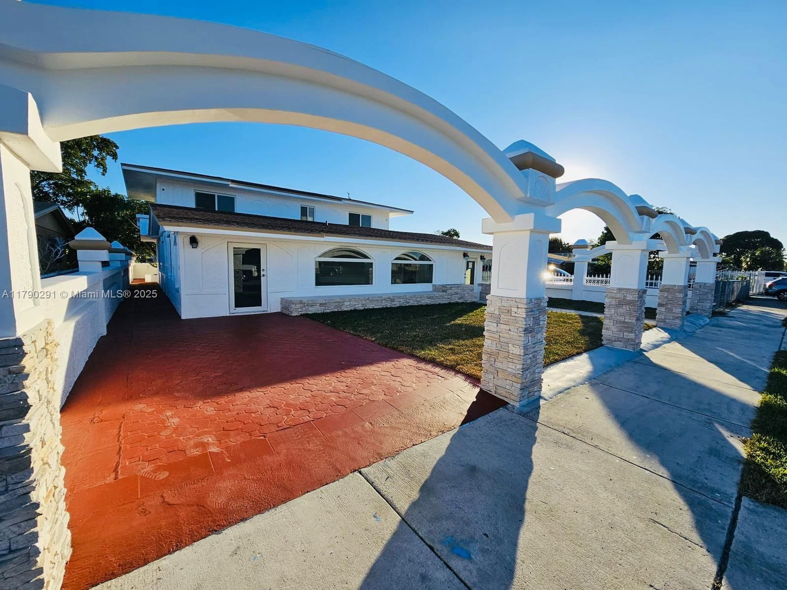 Real estate property located at 730 Curtiss Dr, Miami-dade, Curtiss Park, Opa-Locka, FL