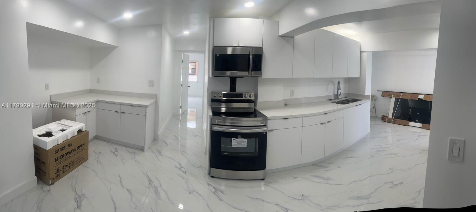 Real estate property located at 730 Curtiss Dr, Miami-dade, Curtiss Park, Opa-Locka, FL