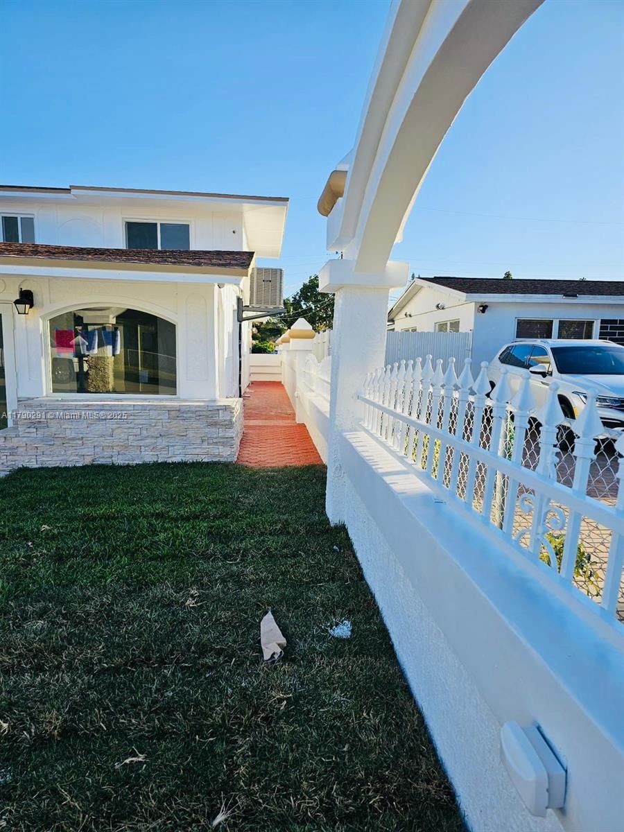 Real estate property located at 730 Curtiss Dr, Miami-dade, Curtiss Park, Opa-Locka, FL