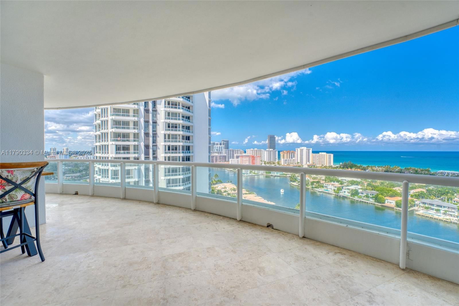 Real estate property located at 21050 Point Pl #2301, Miami-dade, Atlantic Iii At The Point, Aventura, FL