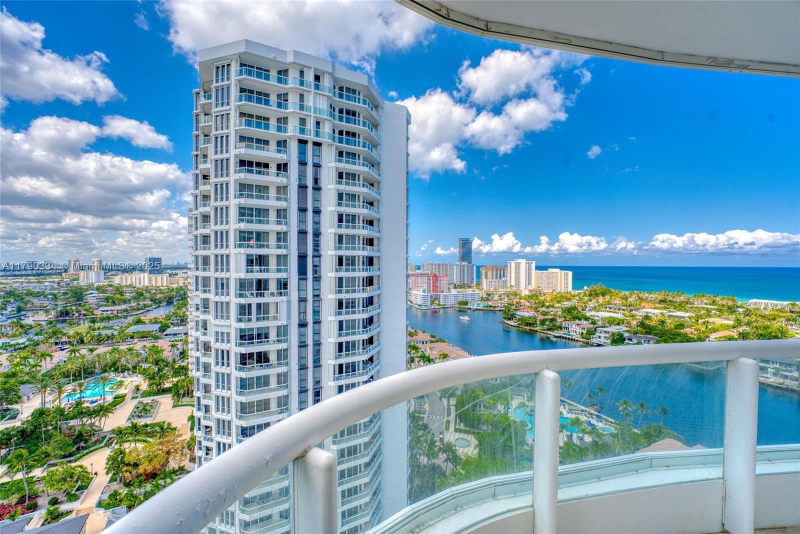 Real estate property located at 21050 Point Pl #2301, Miami-dade, Atlantic Iii At The Point, Aventura, FL