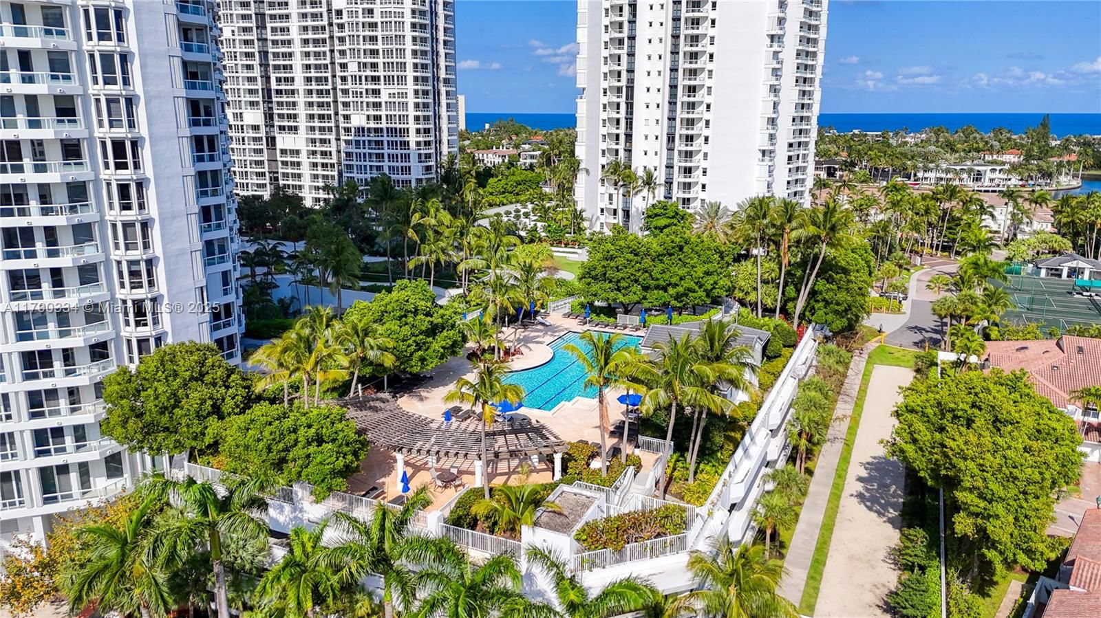 Real estate property located at 21050 Point Pl #2301, Miami-dade, Atlantic Iii At The Point, Aventura, FL