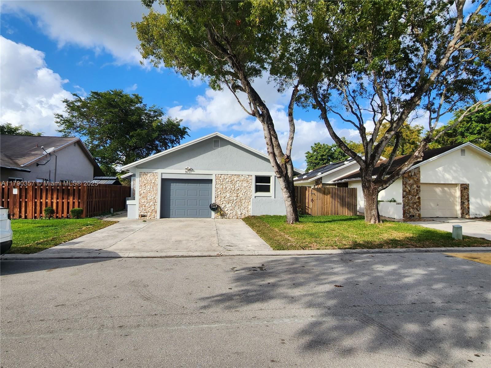 Real estate property located at 9711 57th St, Broward, Countryside West, Cooper City, FL