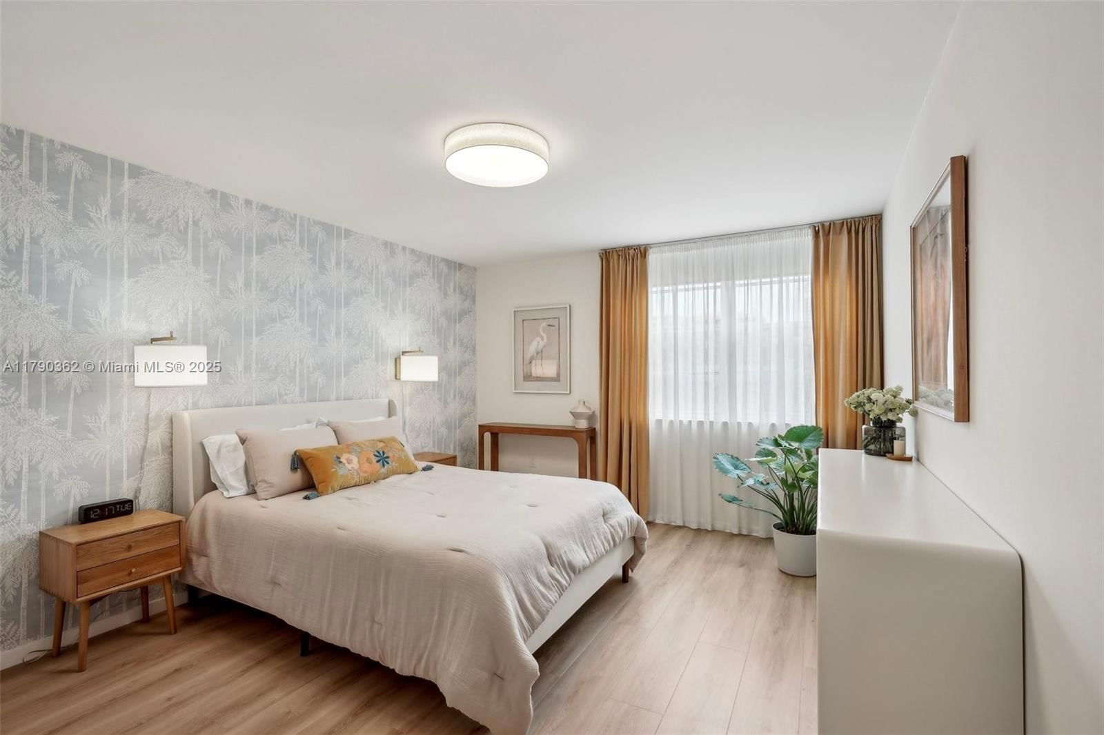 Real estate property located at 19701 Country Club Dr #5603, Miami-dade, The Yacht Club At Aventur, Aventura, FL