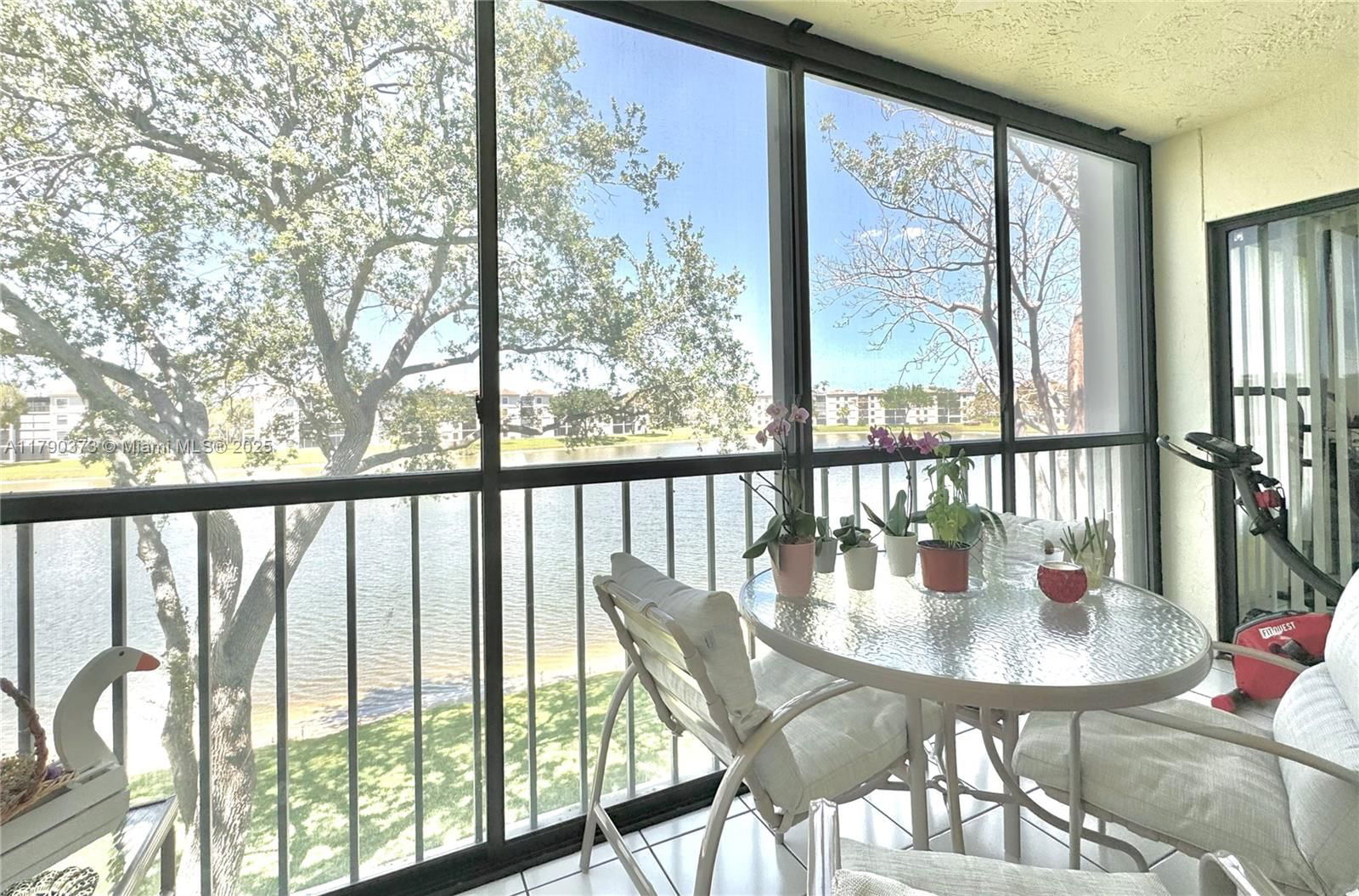 Real estate property located at 6193 Pointe Regal Cir #304, Palm Beach, Huntington Pointe, Delray Beach, FL