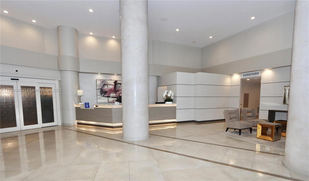 Real estate property located at 19195 36th Ct #608, Miami-dade, Mystic Pointe Condo No Tw, Aventura, FL