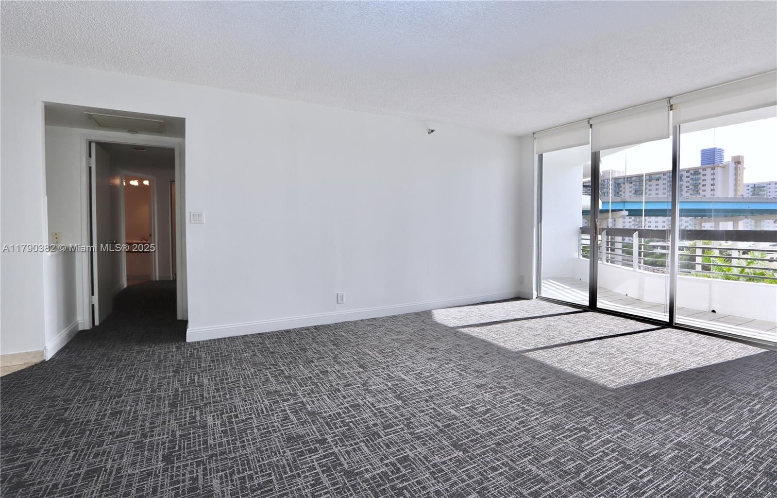 Real estate property located at 19195 36th Ct #608, Miami-dade, Mystic Pointe Condo No Tw, Aventura, FL