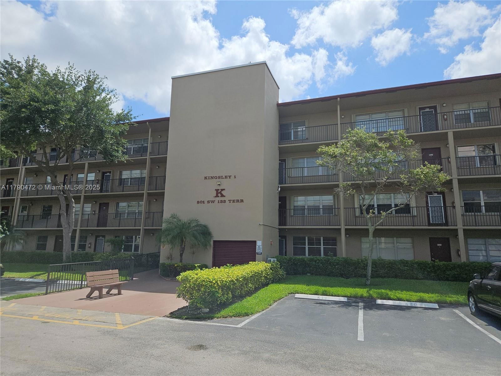 Real estate property located at 801 133rd Ter #212K, Broward, Kingsley At Century Villa, Pembroke Pines, FL