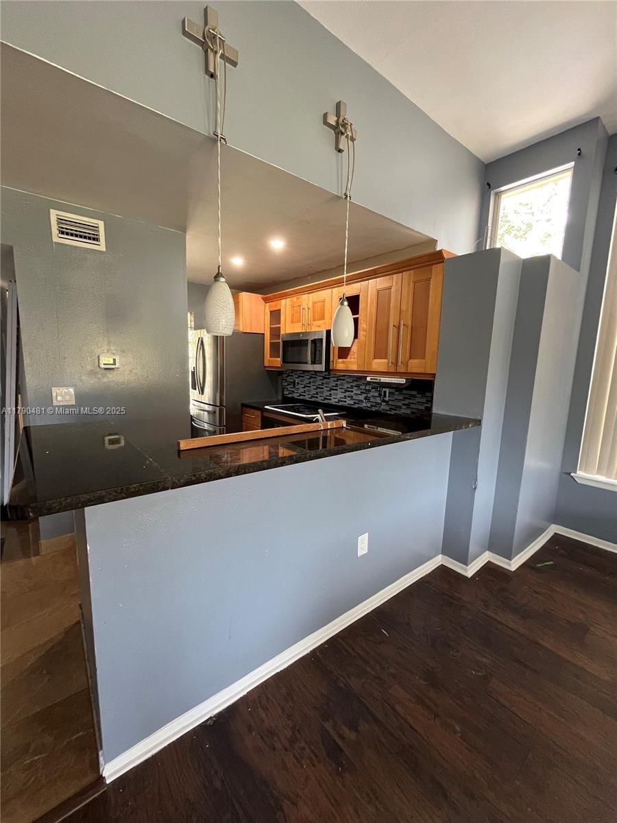 Real estate property located at 4815 Via Palm Lks #1413, Palm Beach, Palm Lake Condo, West Palm Beach, FL