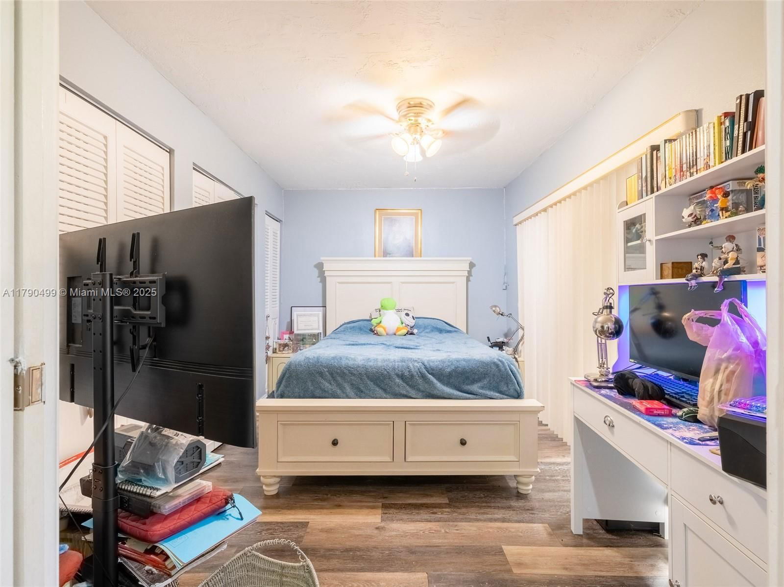 Real estate property located at 370 Fairway Cir #13, Broward, Villas At Bonaventure In, Weston, FL