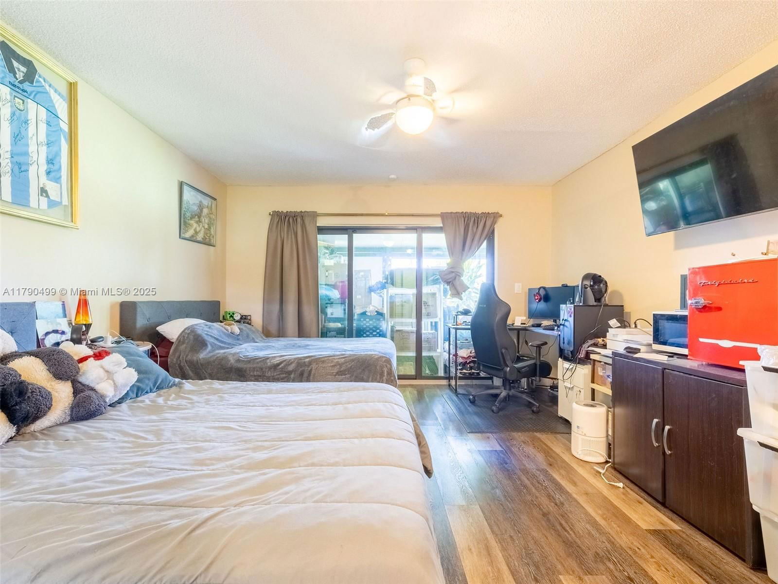 Real estate property located at 370 Fairway Cir #13, Broward, Villas At Bonaventure In, Weston, FL