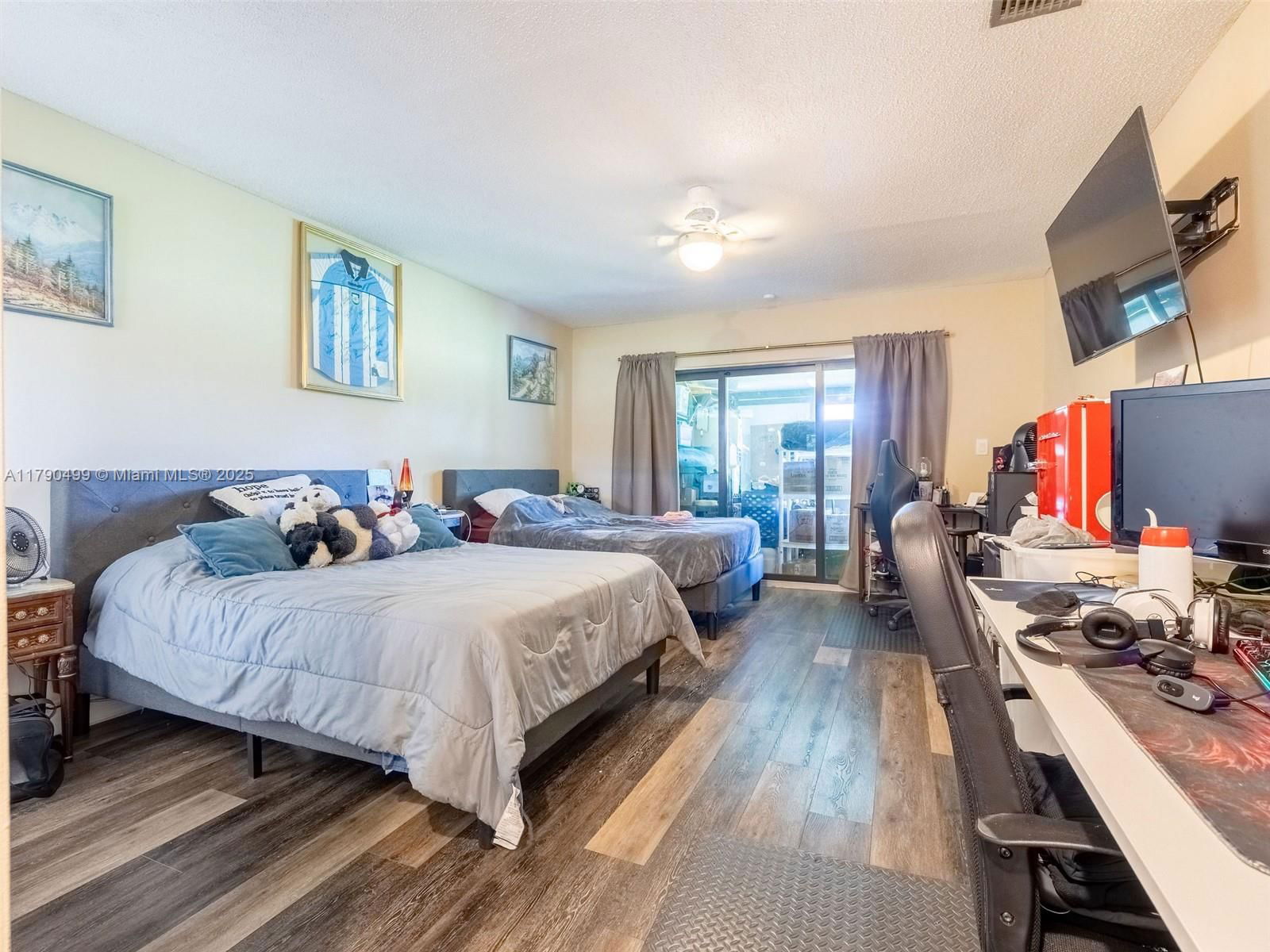 Real estate property located at 370 Fairway Cir #13, Broward, Villas At Bonaventure In, Weston, FL