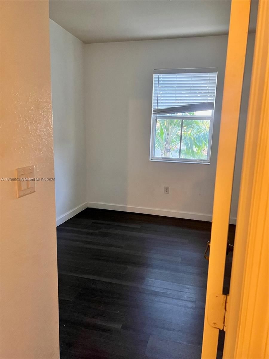 Real estate property located at 112 28th Ter #4, Miami-dade, Fiji Condo No 1, Homestead, FL