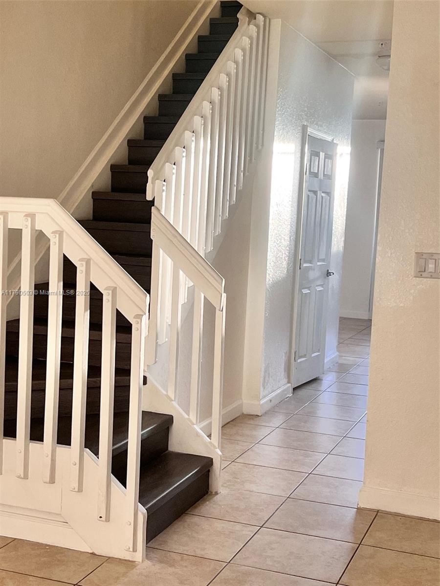 Real estate property located at 112 28th Ter #4, Miami-dade, Fiji Condo No 1, Homestead, FL