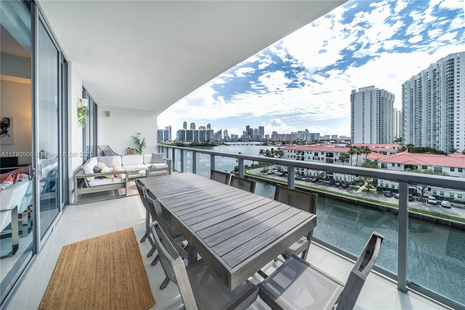 Real estate property located at 3250 188th St #606, Miami-dade, Echo Condo, Aventura, FL