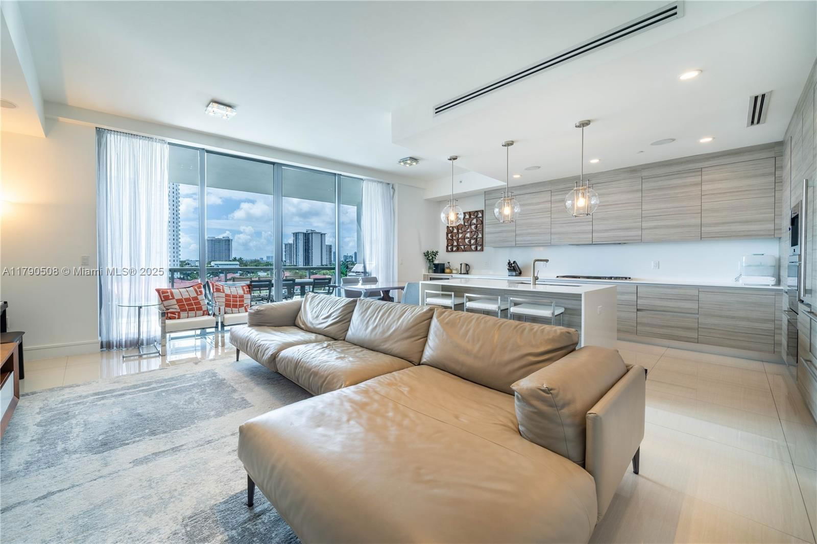 Real estate property located at 3250 188th St #606, Miami-dade, Echo Condo, Aventura, FL