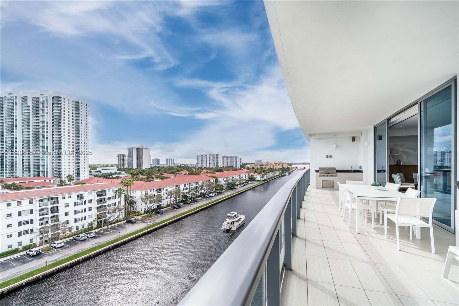Real estate property located at 3300 188th St #710, Miami-dade, Echo Condo, Aventura, FL