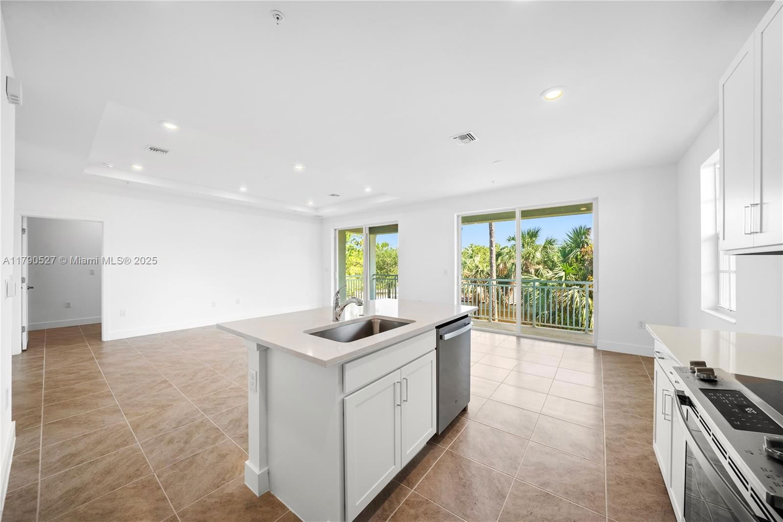 Real estate property located at 26370 Coco Cay Circle #201, Lee, Villa Mar Bonita Beach, Bonita Springs, FL