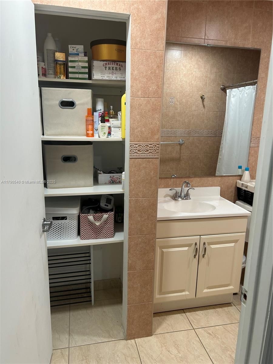 Real estate property located at 1446 61st St, Miami-dade, Orange Heights, Miami, FL