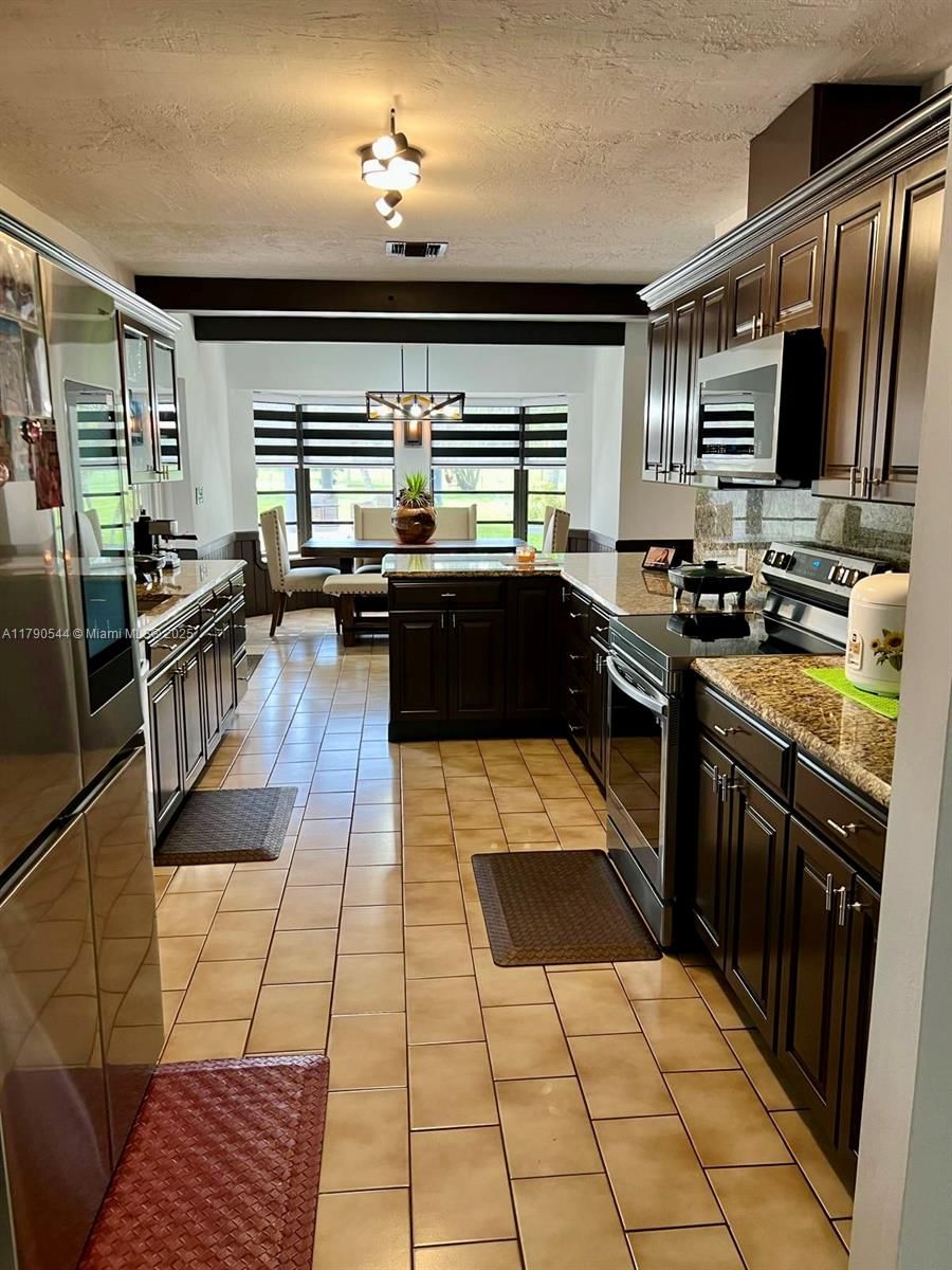 Real estate property located at 17100 274th St, Miami-dade, The Redlands Sec 1, Homestead, FL